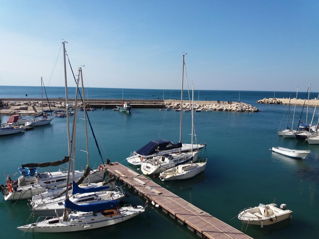 Il Da Vinci Casa Vacanze 焦维纳佐 外观 照片